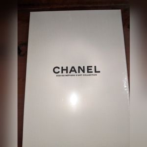 Chanel 2021/22 Metiers d'art collection book